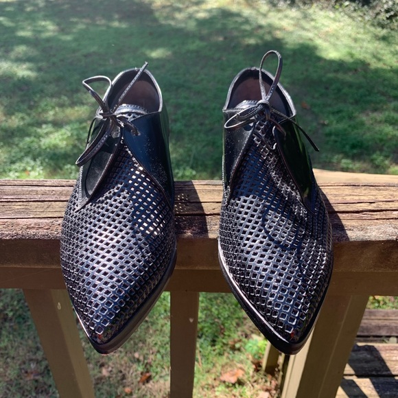 NWOT Pinko Patent Leather Italian Shoes - Picture 9 of 9